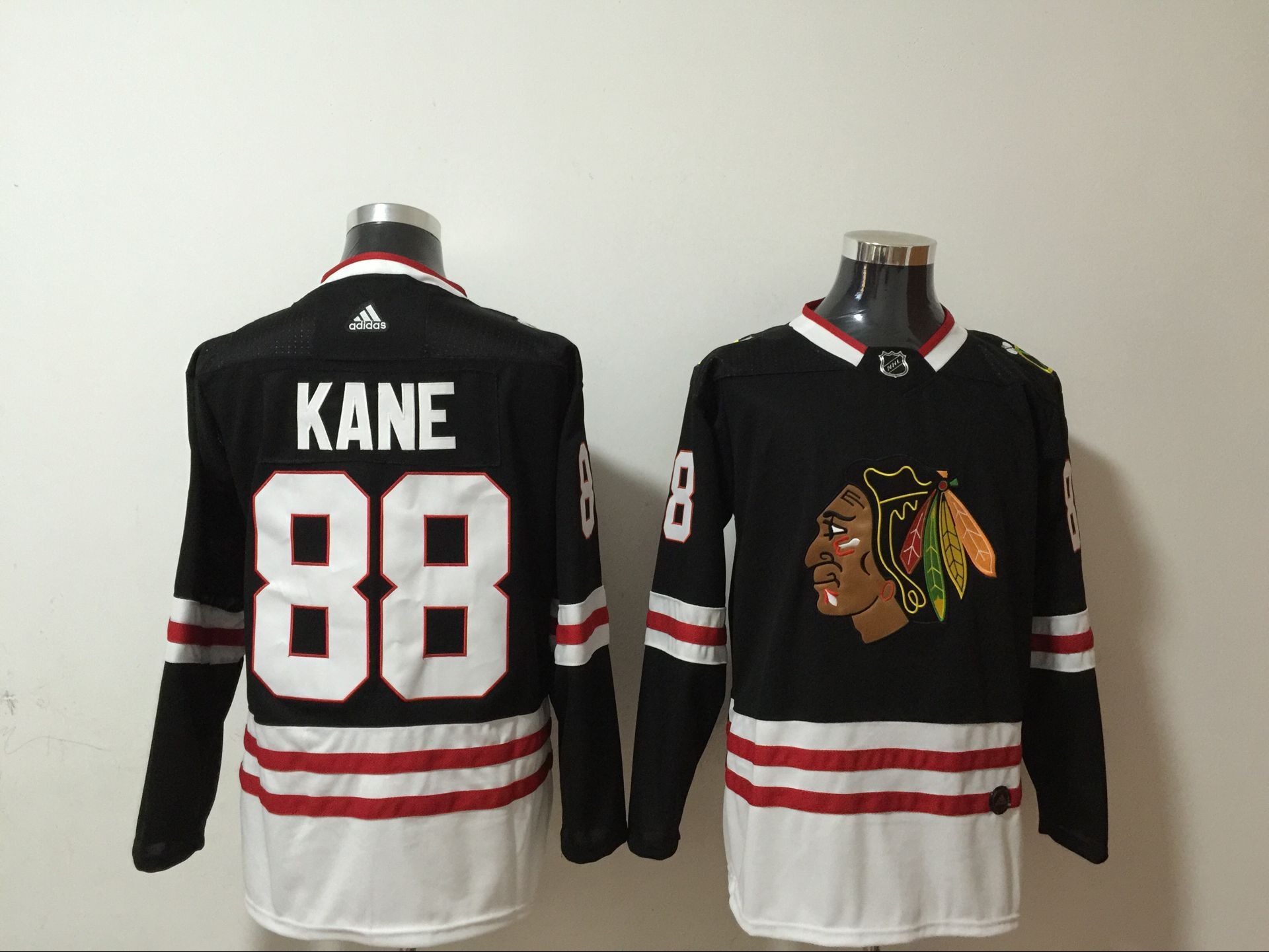 Men's Chicago Blackhawks Patrick Kane #88 Black Breakaway Jersey Men's Chicago Blackhawks Patrick Kane #88 Black Breakaway Jersey